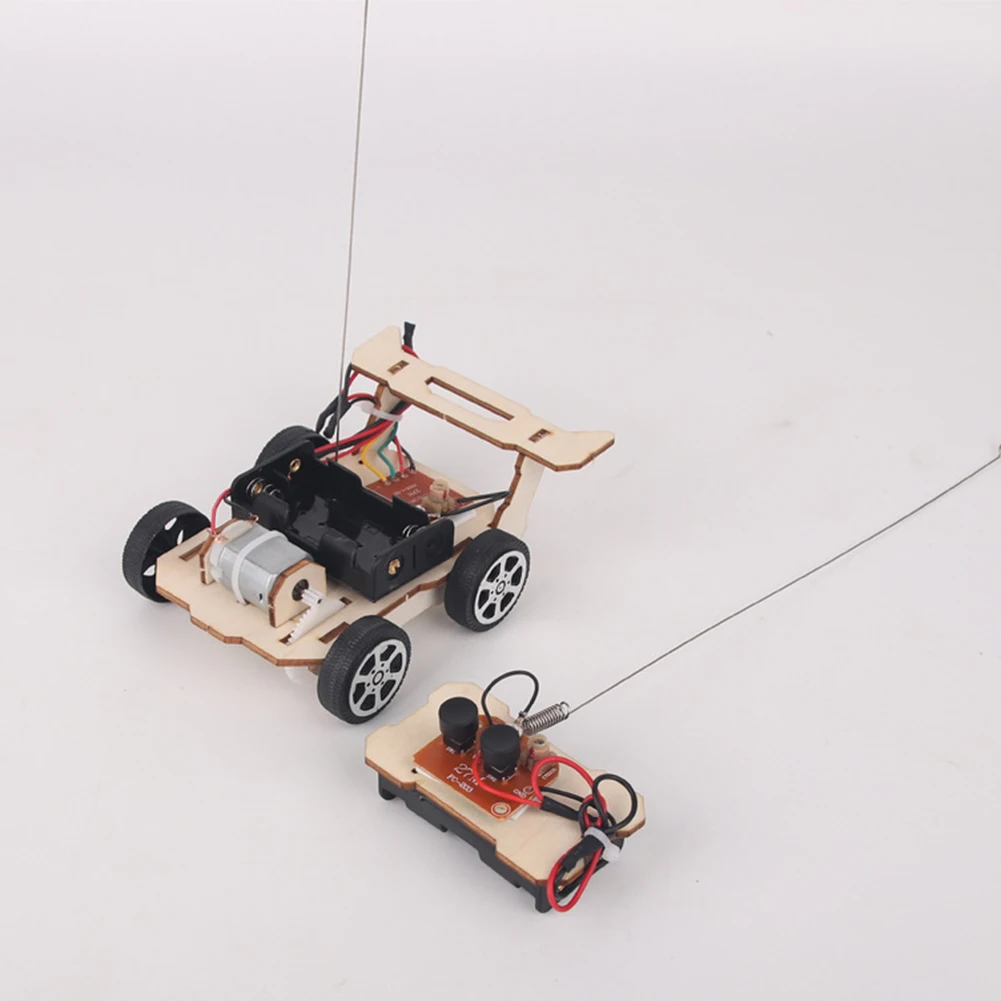 DIY RC Car Model Assemble Kit  - Science Max 评论和价格